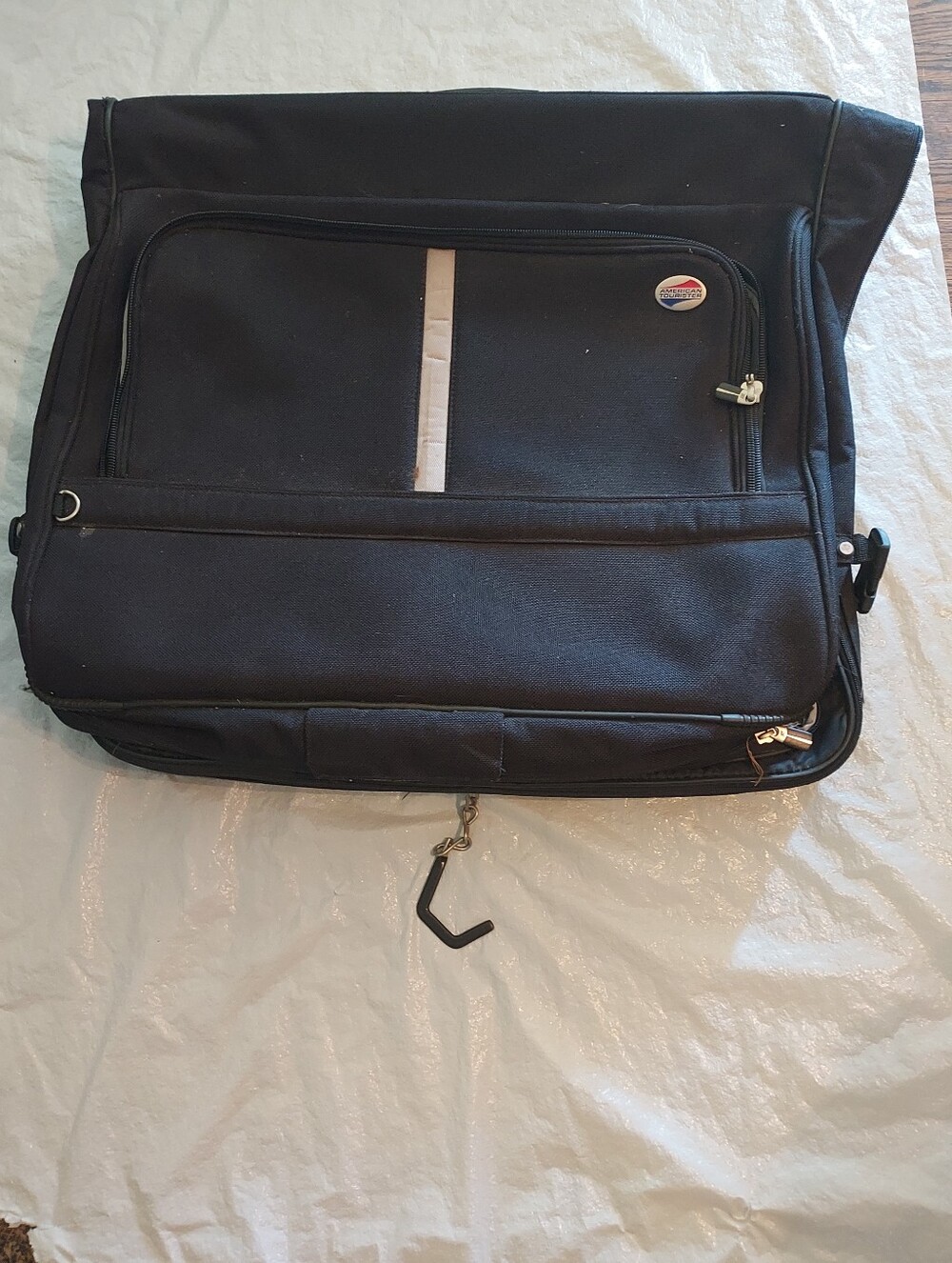 American Tourister Black Garment Bag with Front Pocket